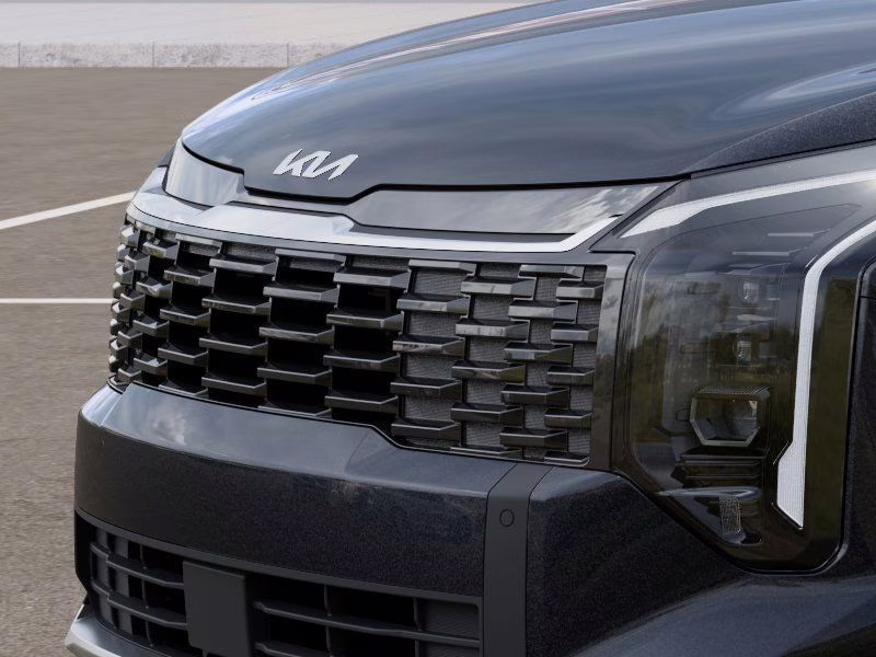 2026 Panthera Metal Gray Kia Sportage EX FWD SUV