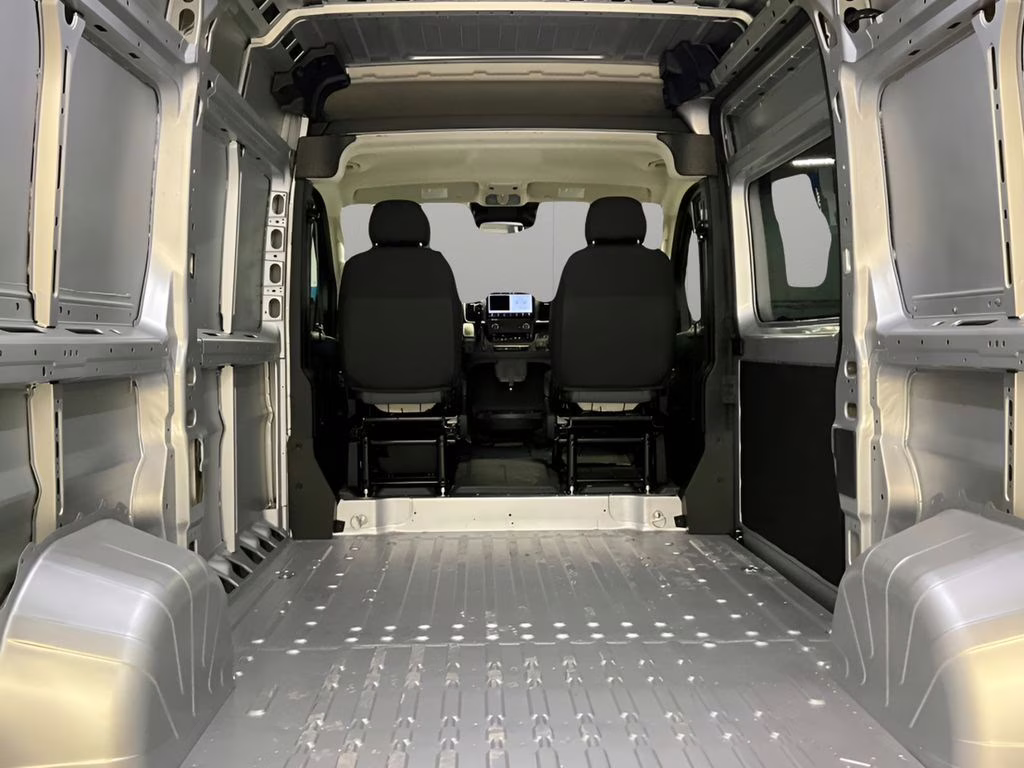 2025 Bright Silver Clearcoat Metallic Ram ProMaster 1500 High Roof FWD Van