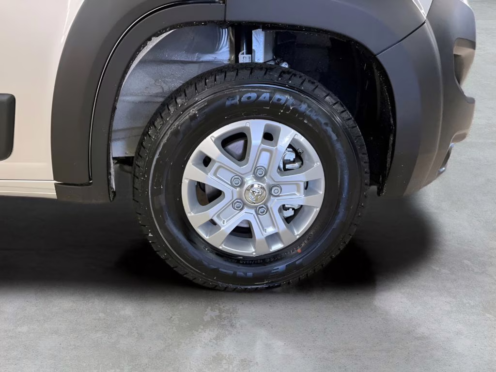 2025 Bright Silver Clearcoat Metallic Ram ProMaster 1500 High Roof FWD Van