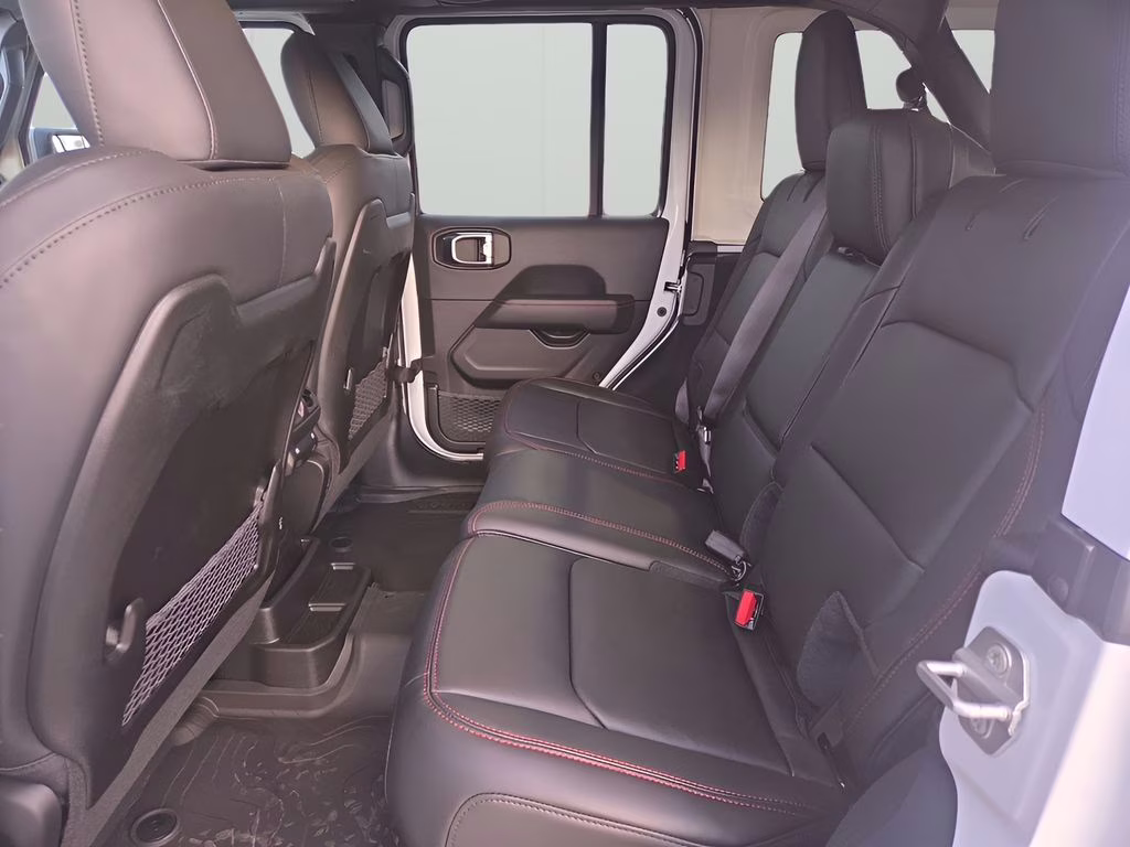 2026 Bright White Clearcoat Jeep Wrangler Rubicon 4X4 SUV