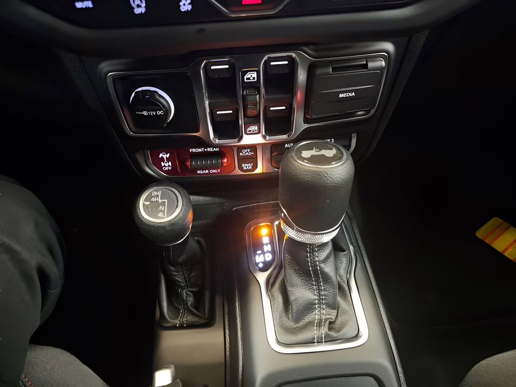 2026 Granite Crystal Metallic Clearcoat Jeep Wrangler Rubicon 4X4 SUV