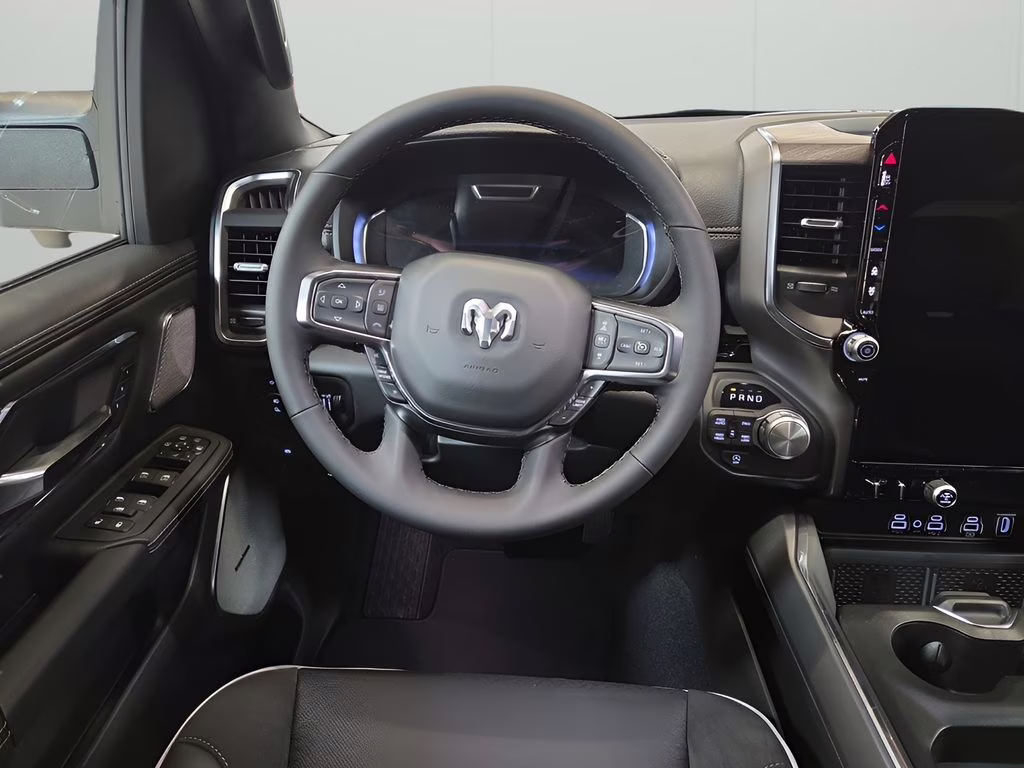 2026 Diamond Black Crystal Pearlcoat Ram 1500 Laramie 4X4 Truck