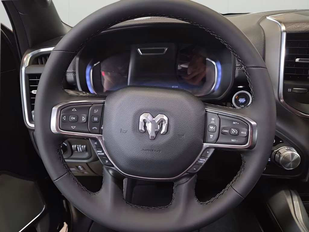 2026 Diamond Black Crystal Pearlcoat Ram 1500 Laramie 4X4 Truck