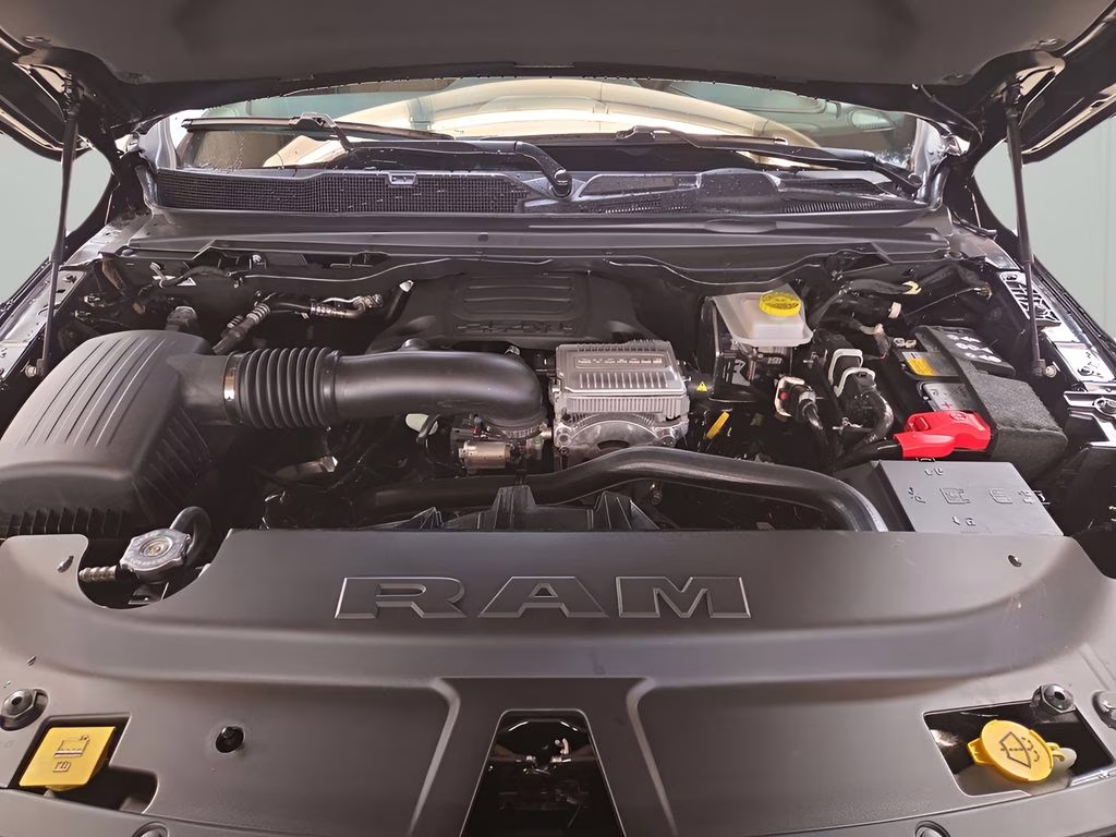 2026 Diamond Black Crystal Pearlcoat Ram 1500 Laramie 4X4 Truck