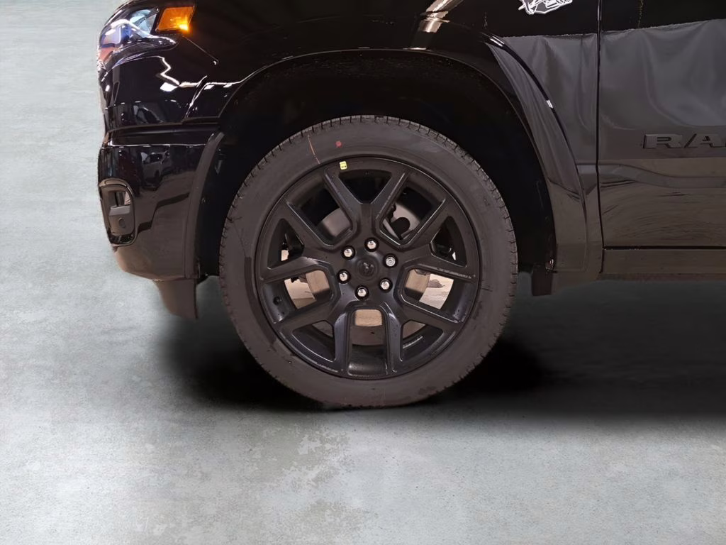 2026 Diamond Black Crystal Pearlcoat Ram 1500 Laramie 4X4 Truck