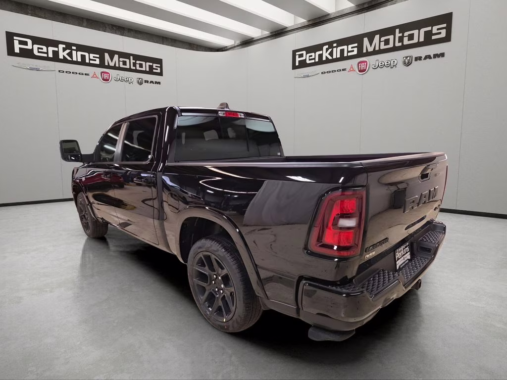 2026 Diamond Black Crystal Pearlcoat Ram 1500 Laramie 4X4 Truck