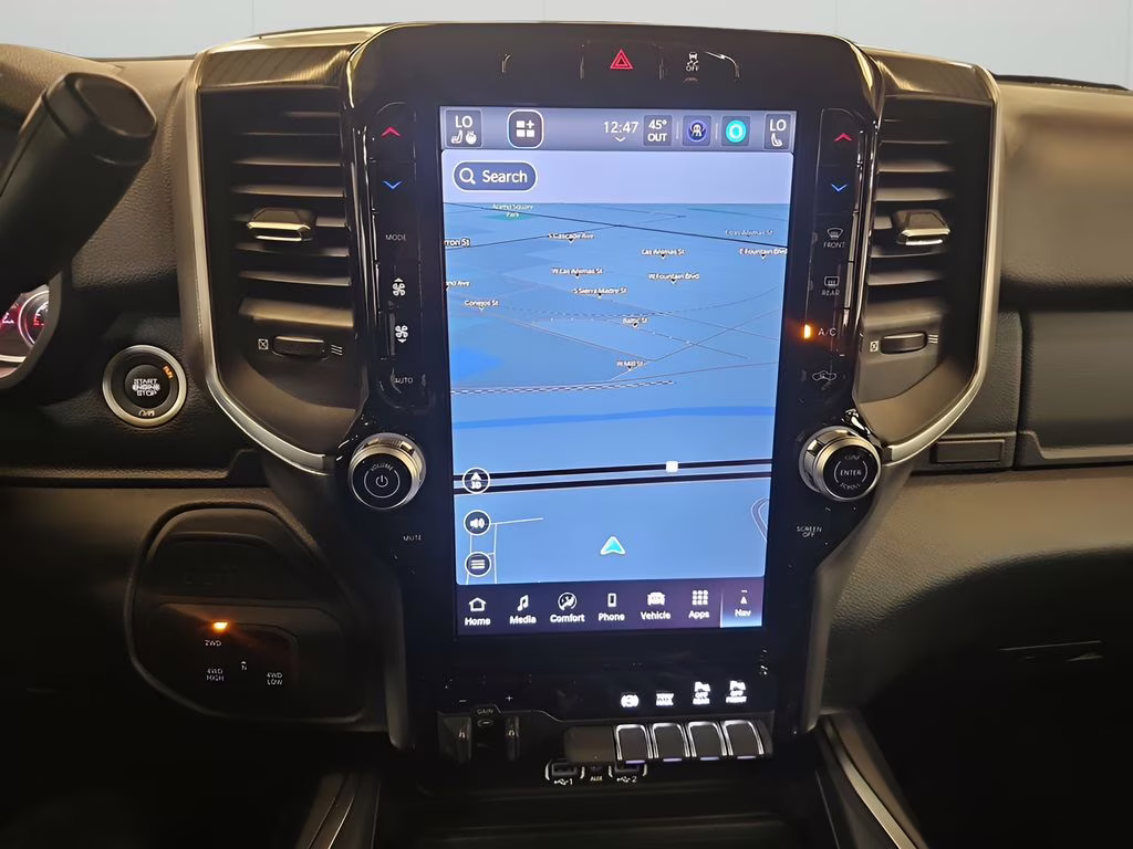 2026 Diamond Black Crystal Pearlcoat Ram 3500 Big Horn 4X4 Truck