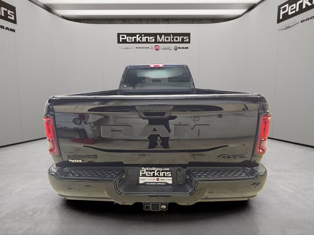 2026 Diamond Black Crystal Pearlcoat Ram 3500 Big Horn 4X4 Truck