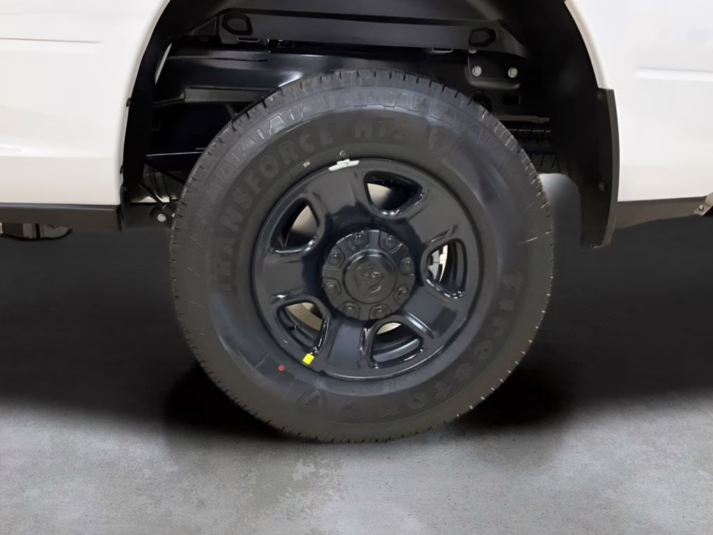 2026 Bright White Clearcoat Ram 2500 Tradesman 4X4 Truck