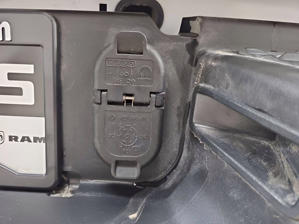 2026 Bright White Clearcoat Ram 2500 Tradesman 4X4 Truck