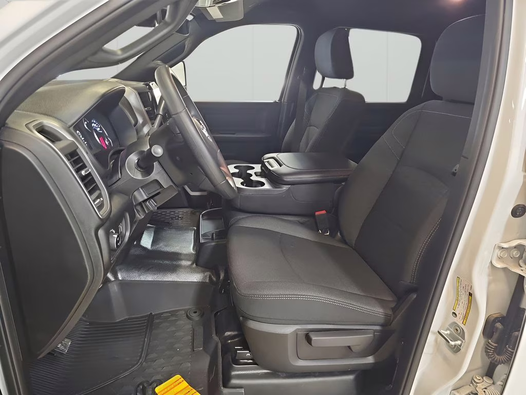 2026 Bright White Clearcoat Ram 2500 Tradesman 4X4 Truck