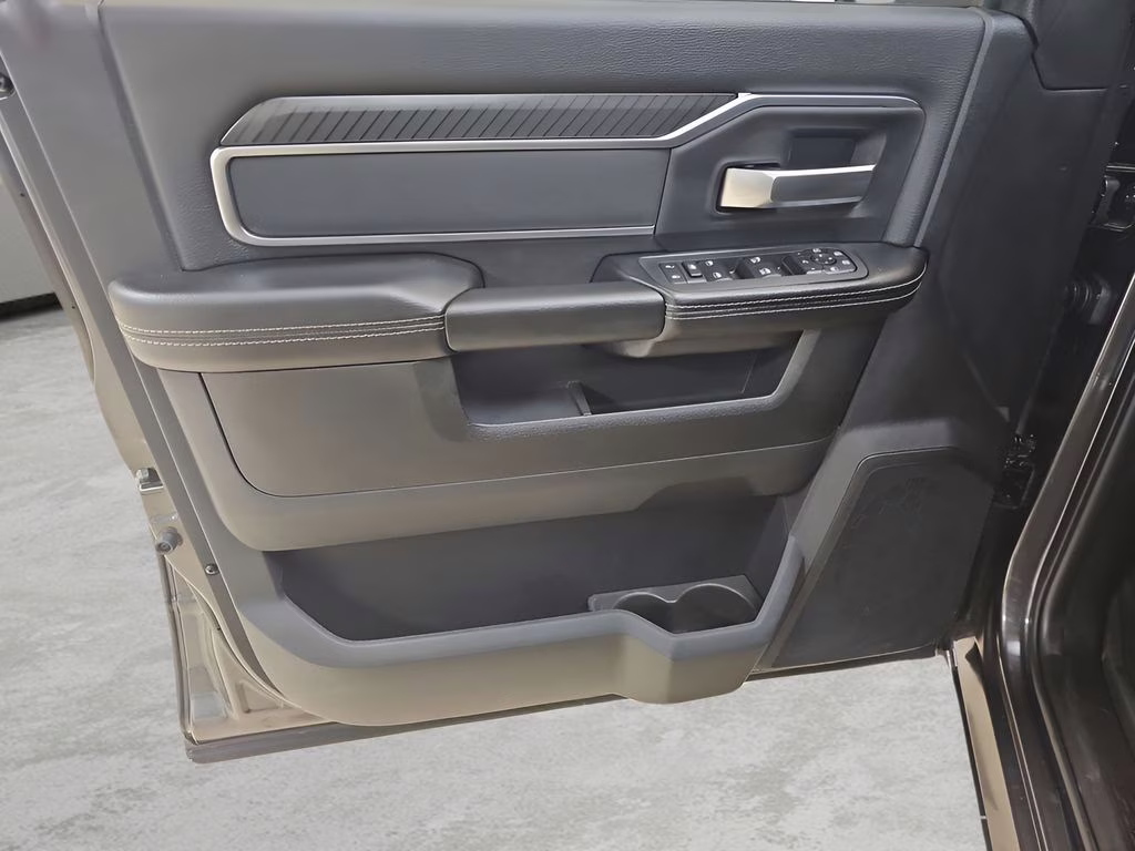 2026 Granite Crystal Metallic Clearcoat Ram 2500 Big Horn 4X4 Truck