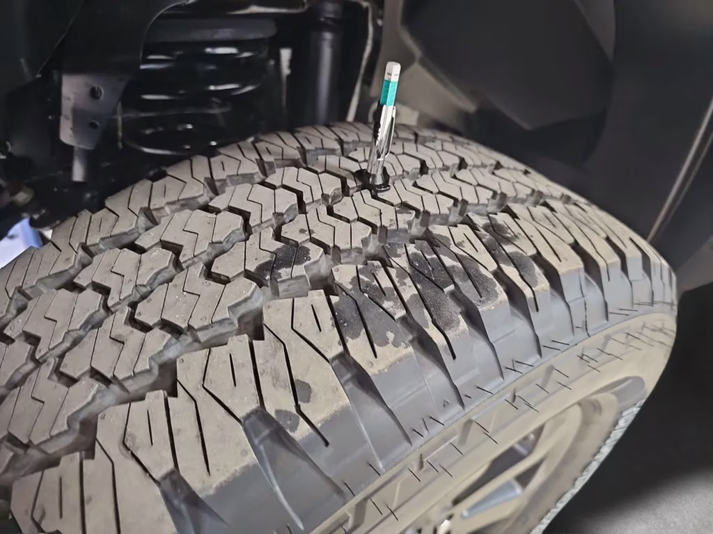 2026 Granite Crystal Metallic Clearcoat Ram 2500 Big Horn 4X4 Truck