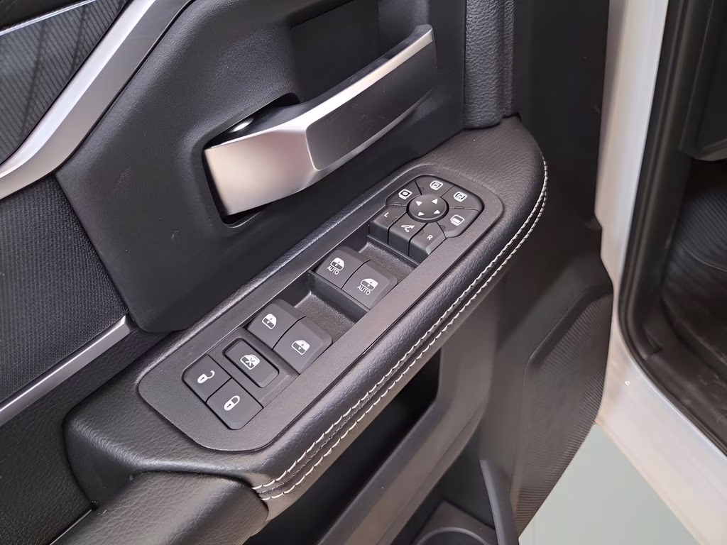 2026 Bright White Clearcoat Ram 2500 Big Horn 4X4 Truck