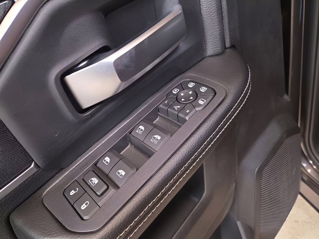 2026 Granite Crystal Metallic Clearcoat Ram 2500 Big Horn 4X4 Truck