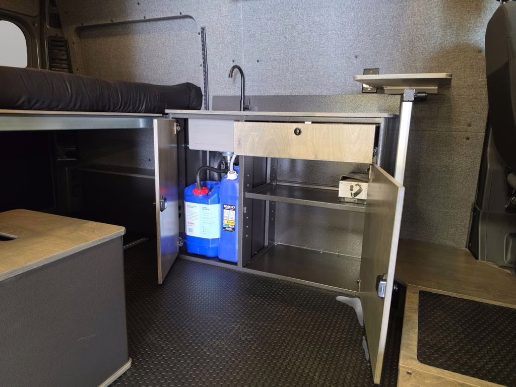 2025 Ceramic Gray Clearcoat Ram ProMaster 1500 High Roof FWD Van