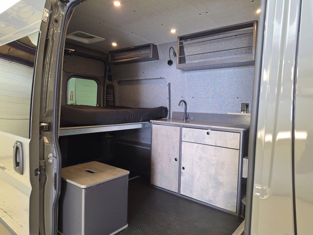 2025 Ceramic Gray Clearcoat Ram ProMaster 1500 High Roof FWD Van