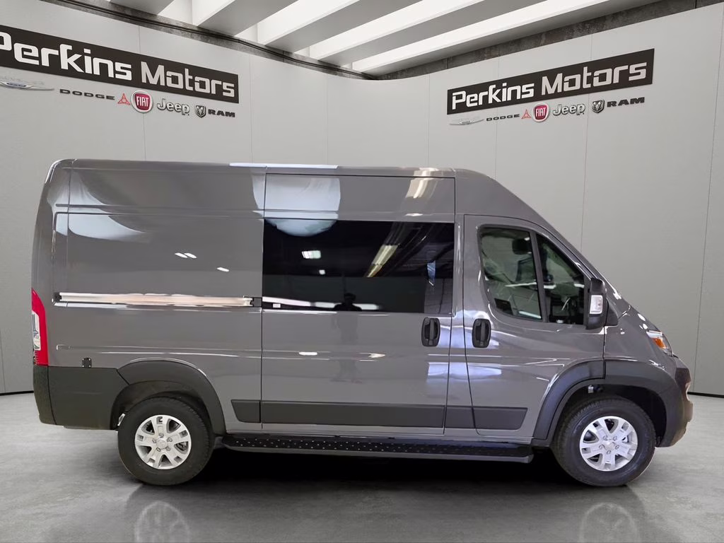 2025 Ceramic Gray Clearcoat Ram ProMaster 1500 High Roof FWD Van