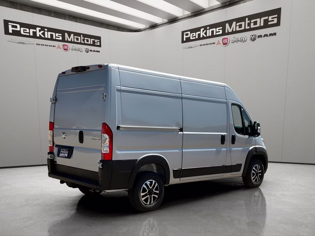 2025 Bright Silver Clearcoat Metallic Ram ProMaster 1500 High Roof FWD Van