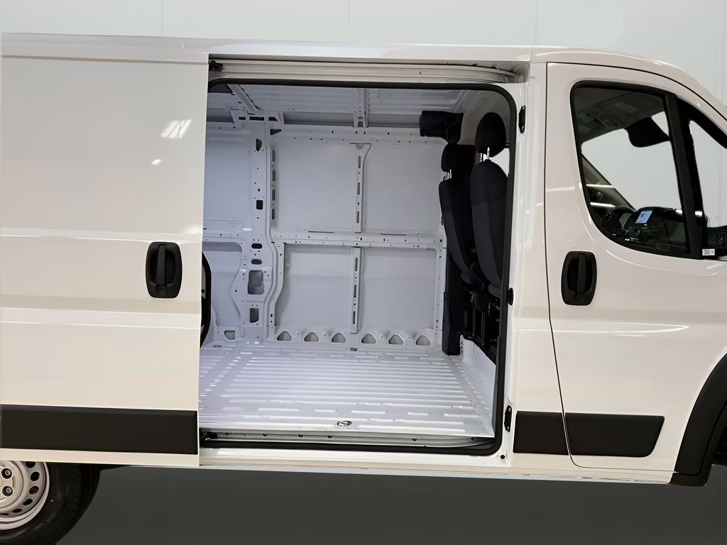 2026 Bright White Clearcoat Ram ProMaster 2500 Low Roof FWD Van