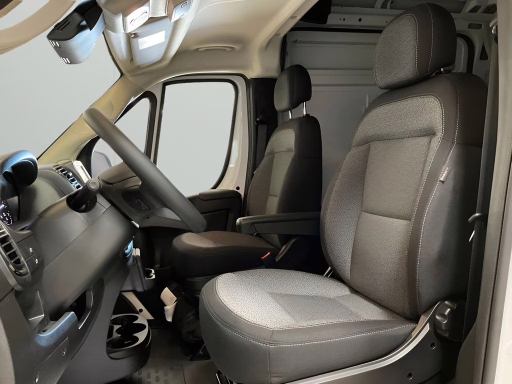 2026 Bright White Clearcoat Ram ProMaster 3500 High Roof FWD Van