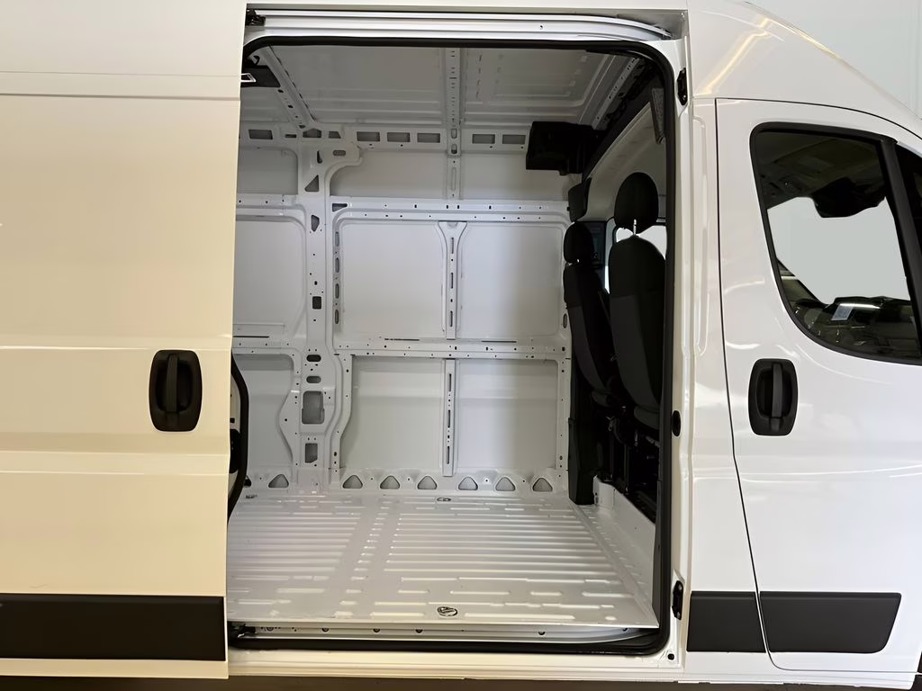 2026 Bright White Clearcoat Ram ProMaster 3500 High Roof FWD Van