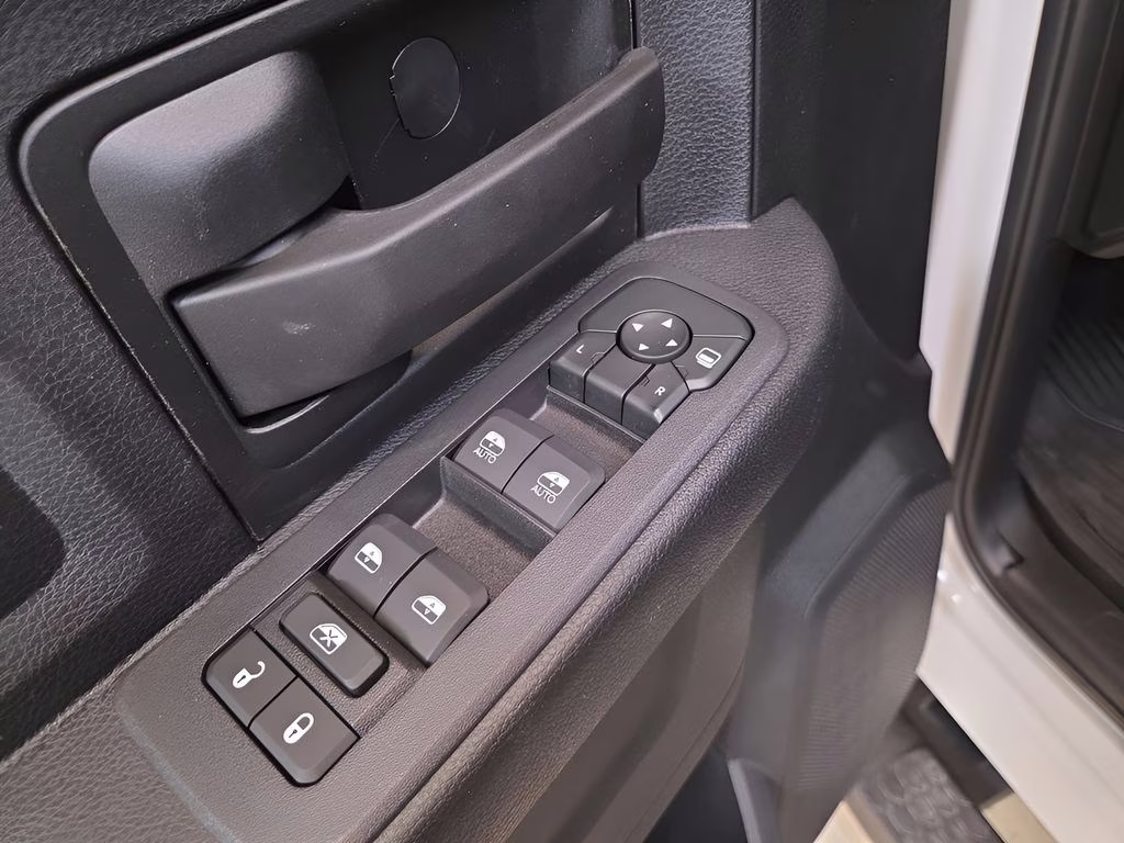 2026 Bright White Clearcoat Ram 2500 Tradesman 4X4 Truck