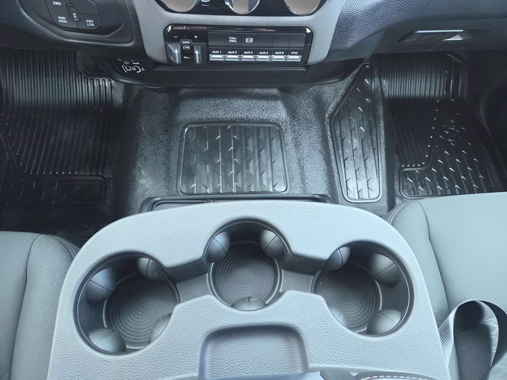 2026 Bright White Clearcoat Ram 5500HD Tradesman 4X4 Truck