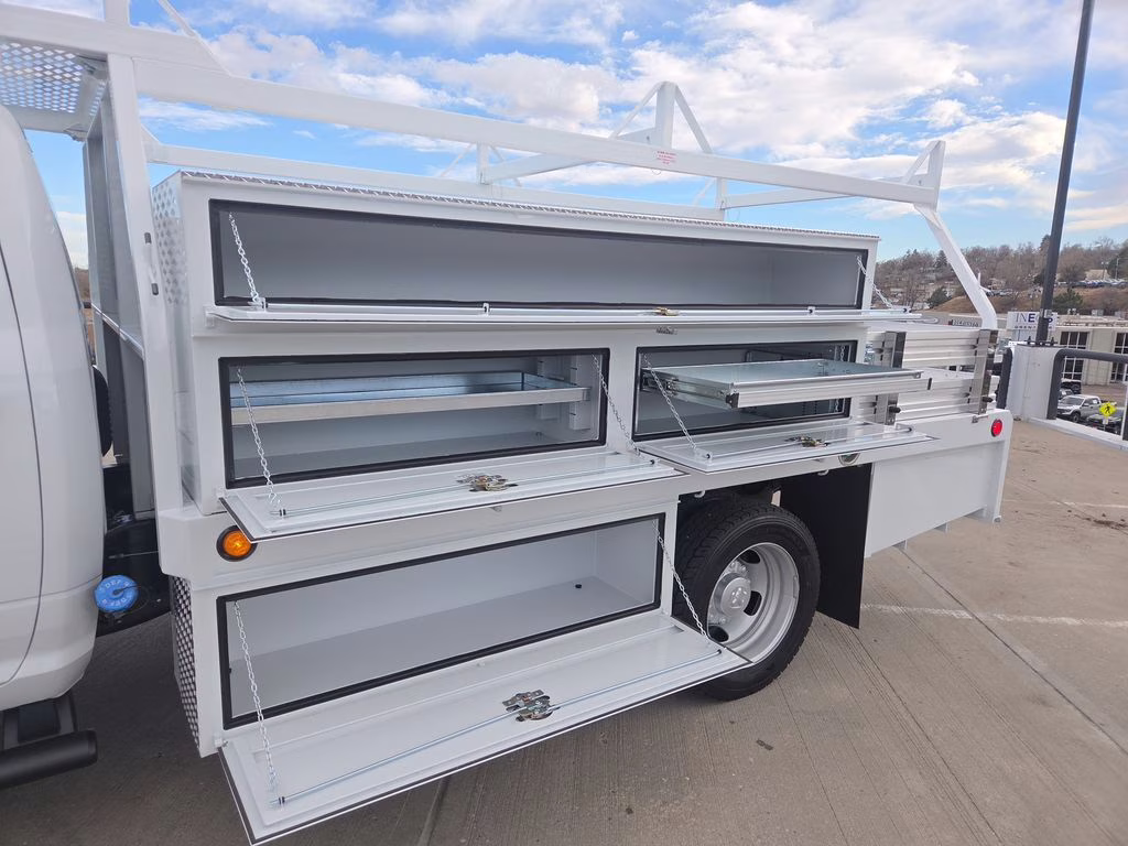 2026 Bright White Clearcoat Ram 5500HD Tradesman 4X4 Truck