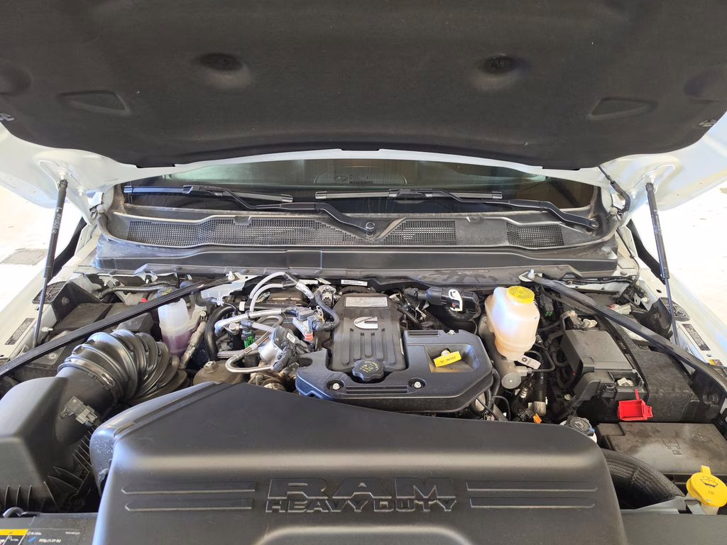 2026 Bright White Clearcoat Ram 5500HD Tradesman 4X4 Truck