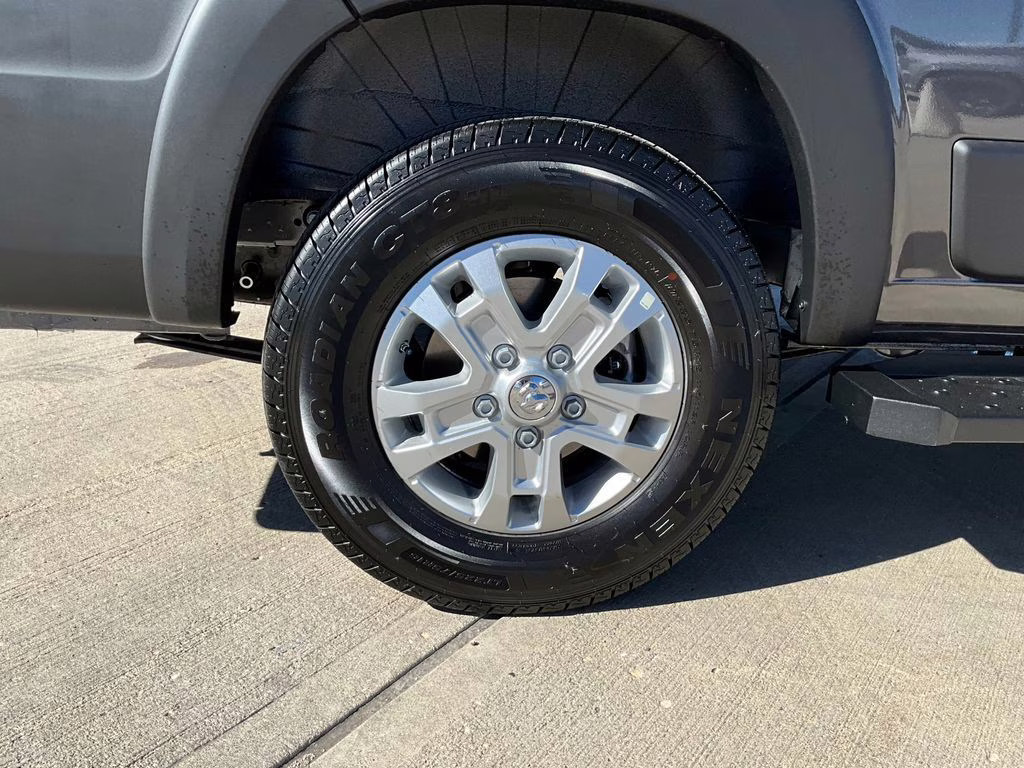 2025 Granite Crystal Metallic Clearcoat Ram ProMaster 1500 High Roof FWD Van