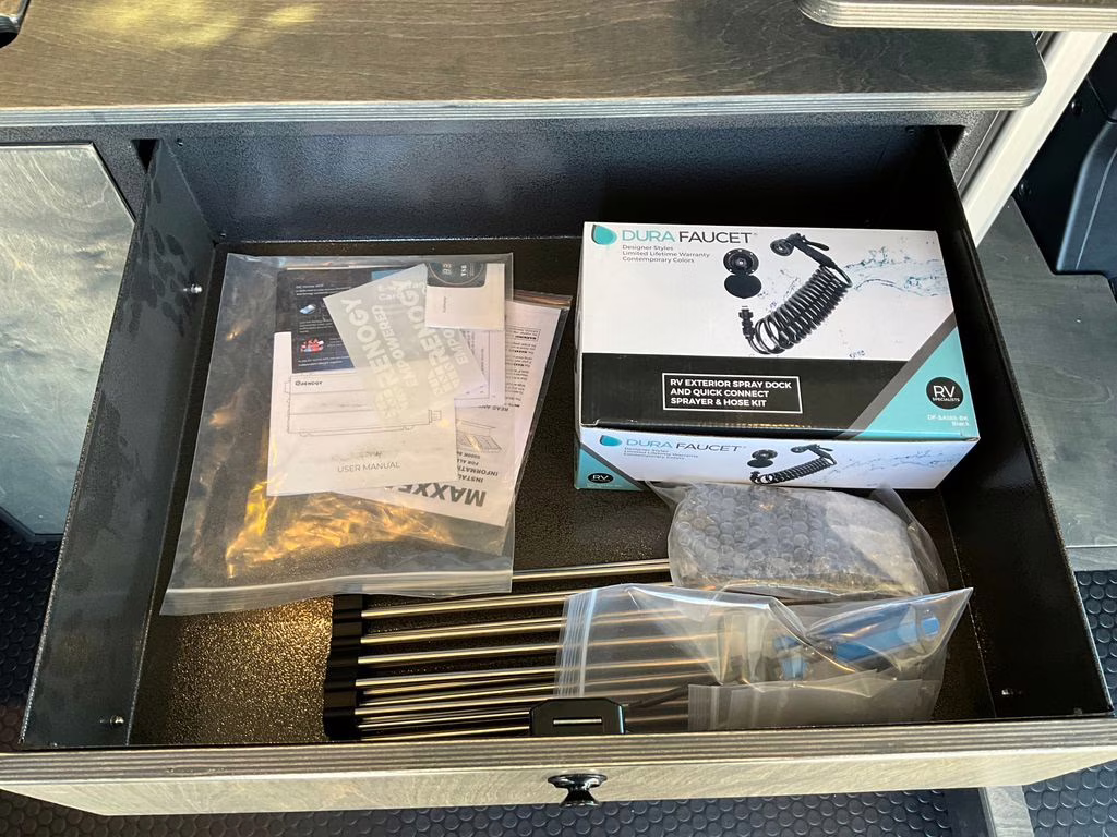 2025 Granite Crystal Metallic Clearcoat Ram ProMaster 1500 High Roof FWD Van