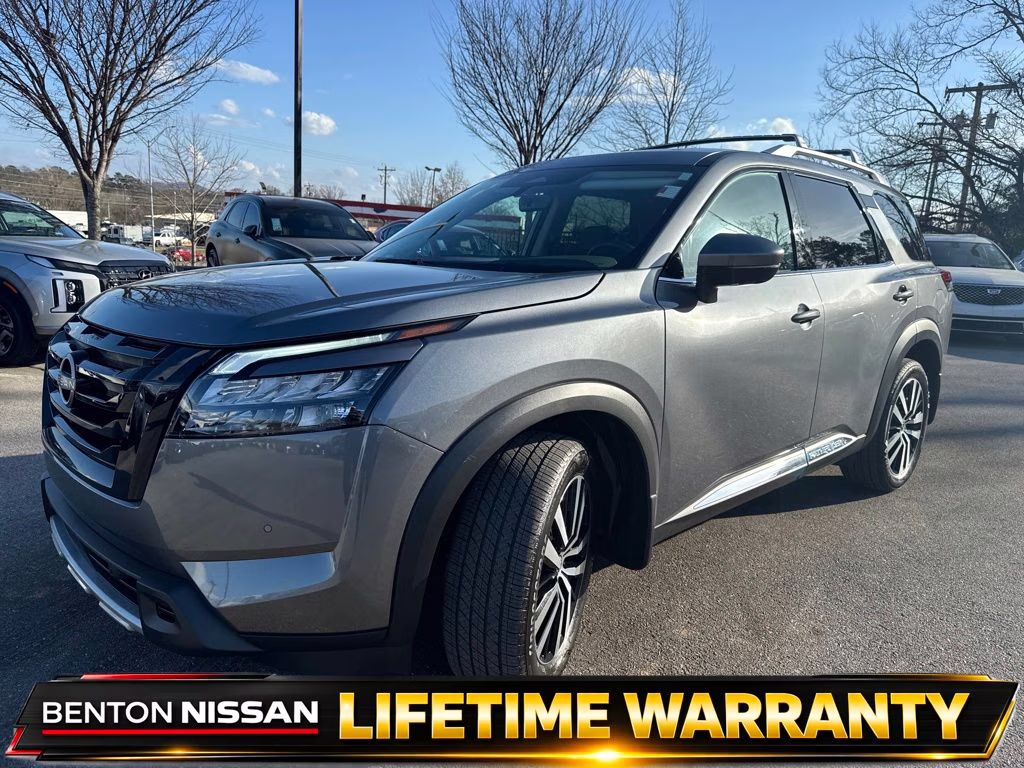 2025 Gun Metallic Nissan Pathfinder Platinum 4X4 SUV