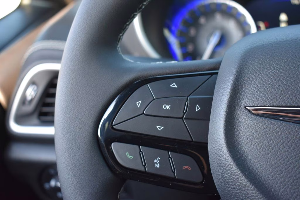 2026 Silver Mist Clearcoat Chrysler Pacifica Select AWD Van