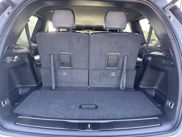 2025 Silver Zynith Jeep Grand Cherokee L Limited RWD SUV