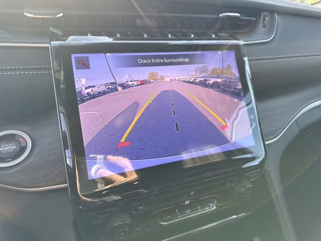 2025 Silver Zynith Jeep Grand Cherokee L Limited RWD SUV