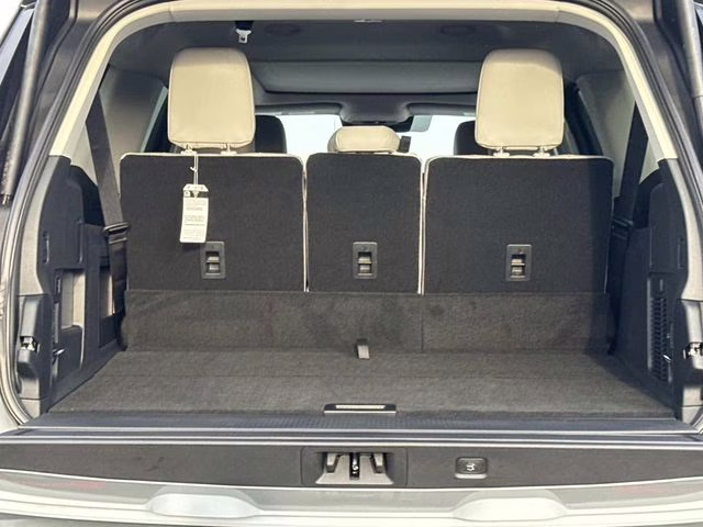 2026 Gray Metallic Ford Expedition Max Active RWD SUV