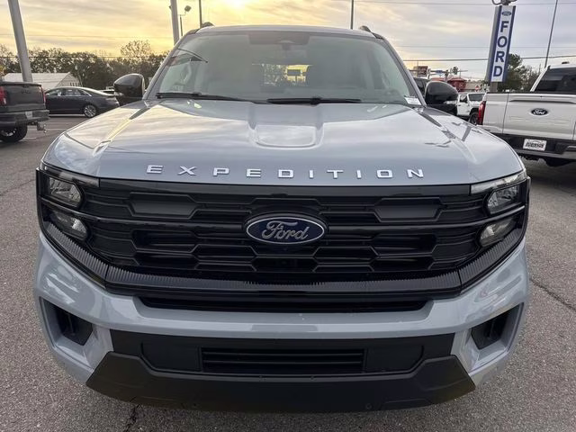 2026 Gray Metallic Ford Expedition Max Active RWD SUV
