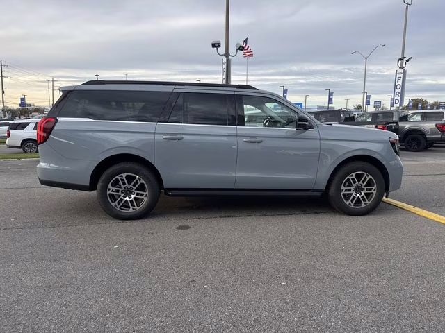 2026 Gray Metallic Ford Expedition Max Active RWD SUV