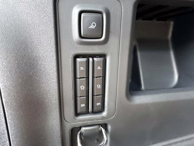 2025 Oxford White Ford Expedition Platinum 4X4 SUV