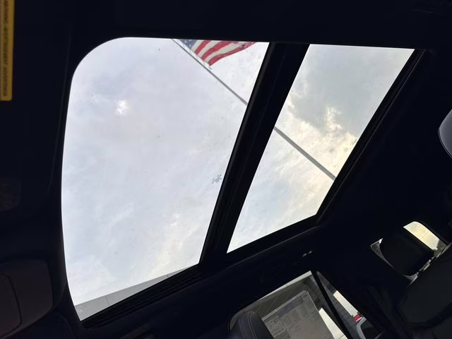 2025 Oxford White Ford Expedition Platinum 4X4 SUV