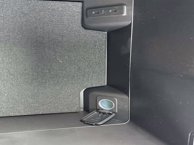 2025 Oxford White Ford Expedition Platinum 4X4 SUV