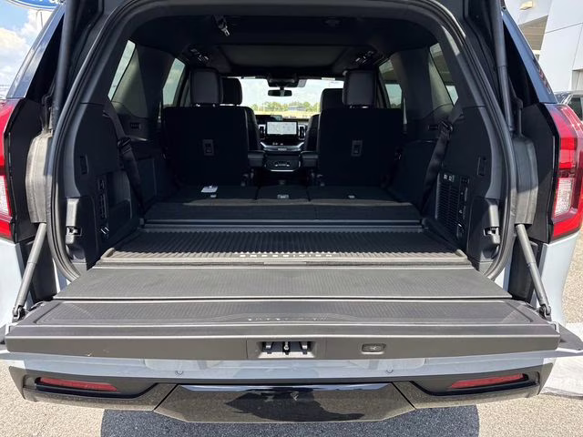 2025 Gray Metallic Ford Expedition Tremor 4X4 SUV