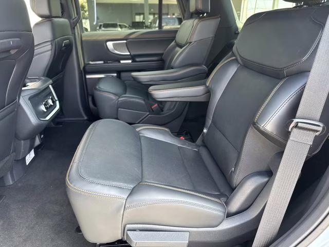 2025 Gray Metallic Ford Expedition Tremor 4X4 SUV