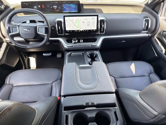 2025 Gray Metallic Ford Expedition Tremor 4X4 SUV