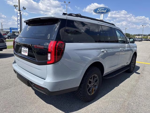 2025 Gray Metallic Ford Expedition Tremor 4X4 SUV