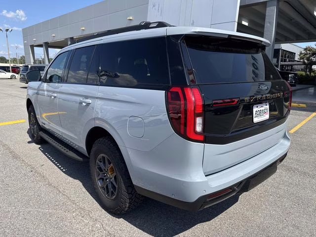 2025 Gray Metallic Ford Expedition Tremor 4X4 SUV