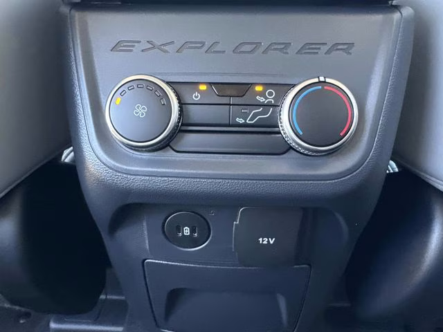 2026 White Metallic Ford Explorer Active RWD SUV