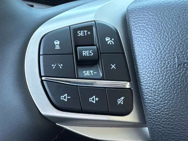 2026 White Metallic Ford Explorer Active RWD SUV