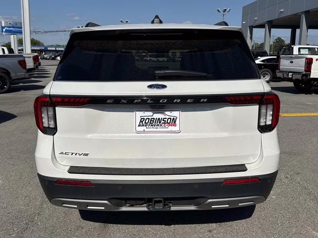 2026 White Metallic Ford Explorer Active RWD SUV